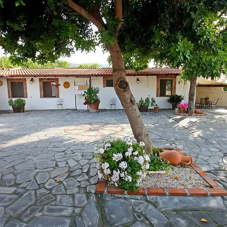 Borgo Borghese Sant'Alessio Siculo