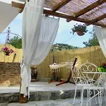 Borgo Borghese Διαμέρισμα SantʼAlessio Siculo